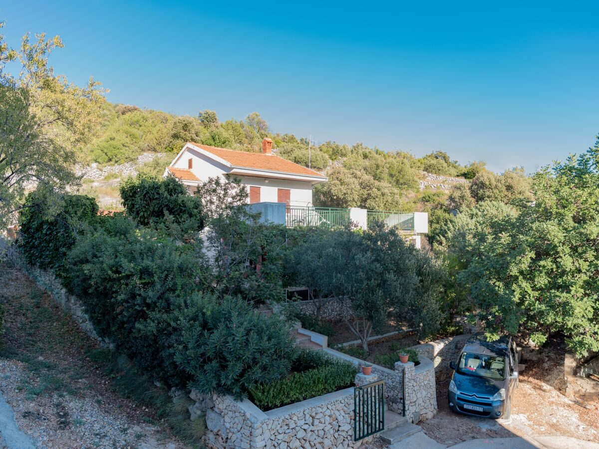 Holiday house Two bedroom house near beach Vinišće, Trogir K-20520