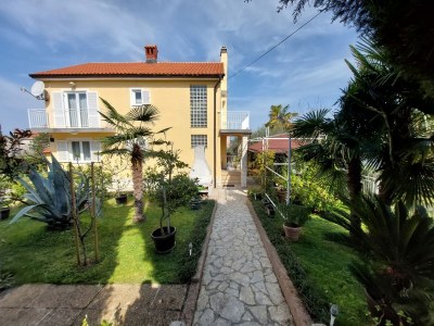Apartment Two bedroom apartment with terrace Malinska, Krk A-22892-a in Malinska - Apartment