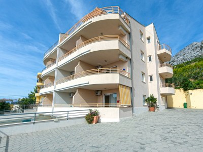 Apartment Two bedroom apartment with terrace and sea view Brela, Makarska A-20065-a - Outdoor photo 4