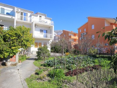 Apartment One bedroom apartment with terrace and sea view Podstrana, Split A-23954-b - Outdoor photo 4
