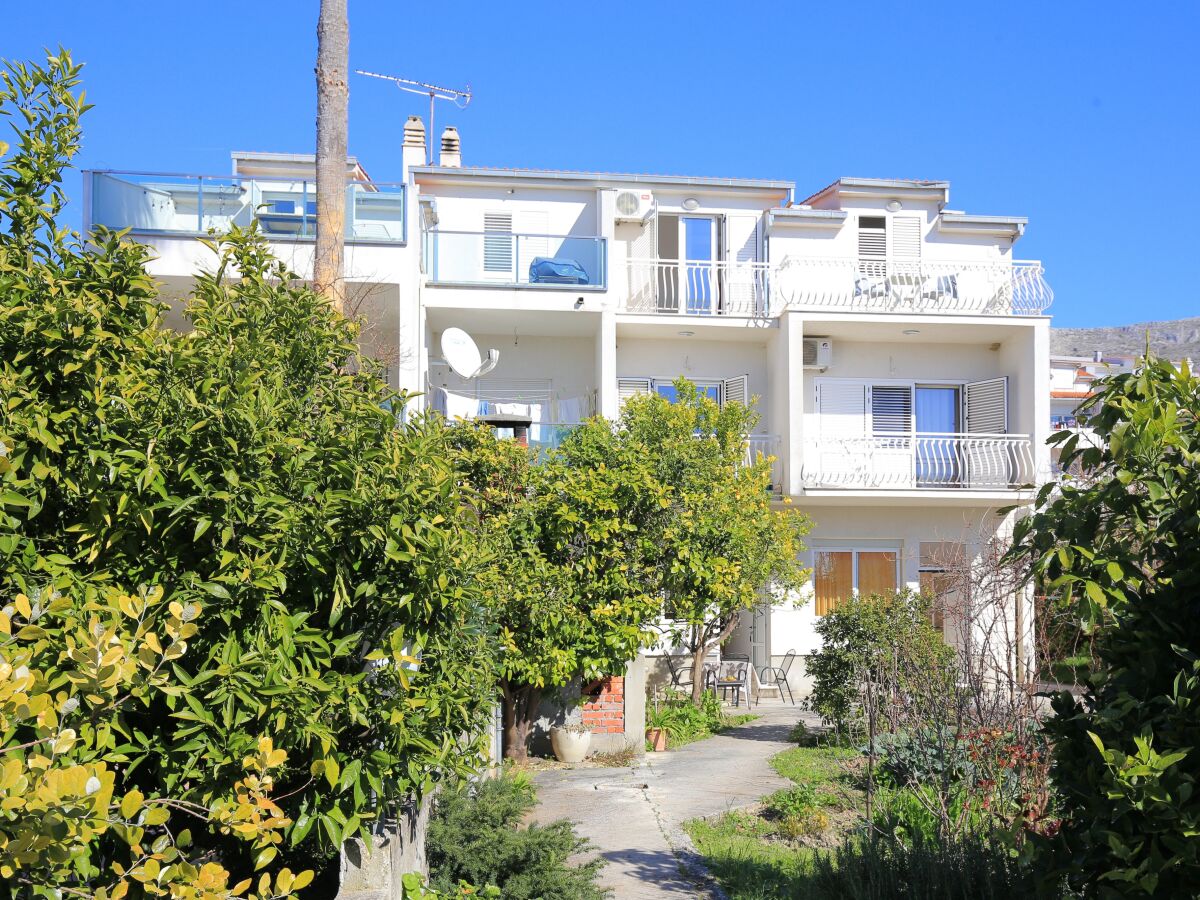 Apartment One bedroom apartment with terrace Podstrana, Split A-23954-d - Outdoor photo 2