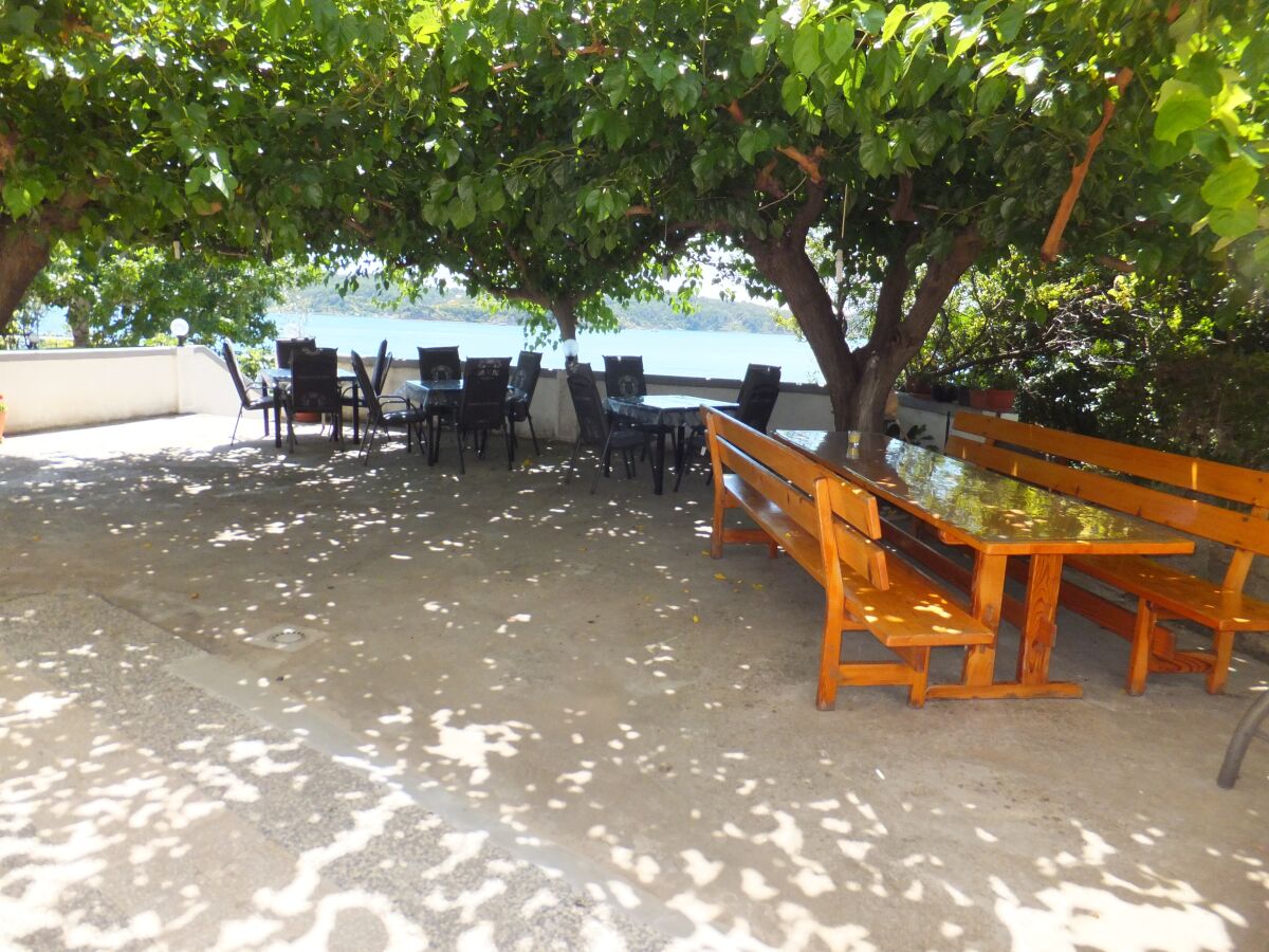 Apartment One bedroom apartment near beach Supetarska Draga - Gornja, Rab A-5054-d - Outdoor photo 4