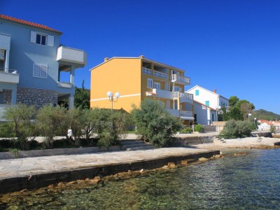 Apartment One bedroom apartment near beach Preko, Ugljan A-8384-a in Preko - Apartment