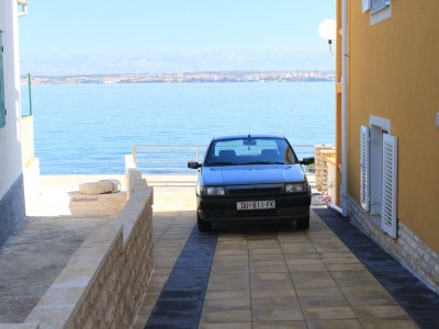 Apartment Three bedroom apartment near beach Preko, Ugljan A-8384-c - Outdoor photo 12