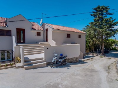 Apartment Studio flat with terrace and sea view Mali Lošinj, Lošinj AS-18322-b - Outdoor photo 3