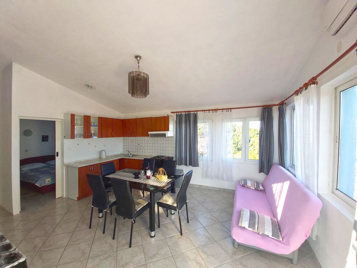 Apartment Two bedroom apartment with terrace and sea view Sali, Dugi otok A-8181-a