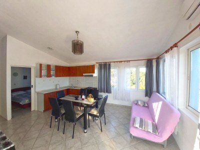 Apartment Two bedroom apartment with terrace and sea view Sali, Dugi otok A-8181-a in Sali - Apartment
