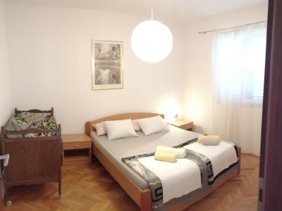 Apartment Three bedroom apartment with terrace Pirovac, Šibenik A-24766-a - Outdoor photo 25