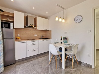 Apartment Studio flat near beach Šilo, Krk AS-18721-a - Outdoor photo 12