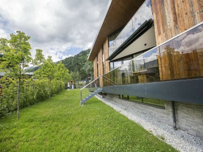 Holiday park Modern apartment with balcony and access to sauna in Nationalpark Hohe Tauern - Holiday park