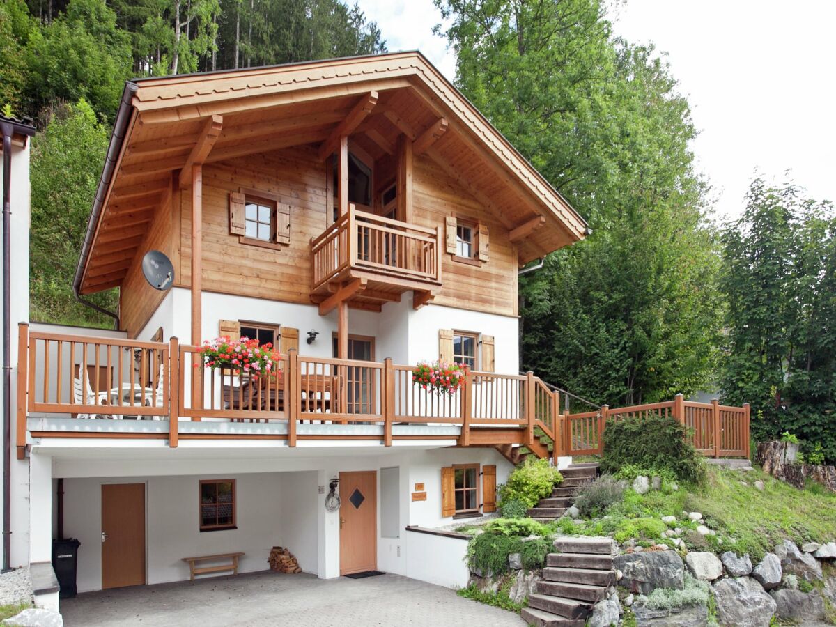 Holiday park Chalet in Königsleiten near Ski Bus, Pool