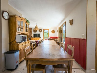 Chalet Cottage near the ski school - Features photo 11