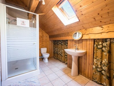 Chalet Cottage near the ski school - Features photo 13