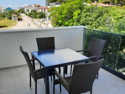 Apartment Two Bedroom Apartment - Outdoor photo 36