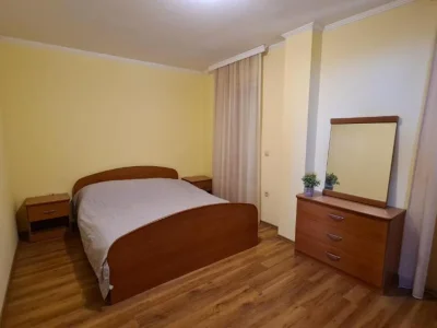 Apartment Apartment with One Bathroom - Features photo 24