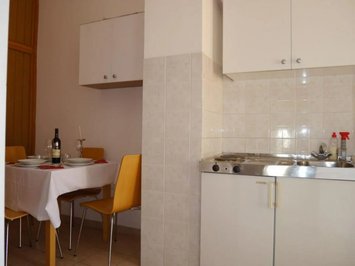 Apartment Dugi Rat Seaside Apartments - 2 Bedroom 6