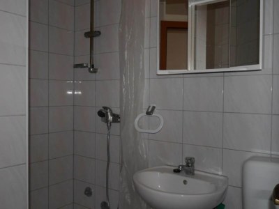 Apartment Dugi Rat Seaside Apartments - 2 Bedroom 6 - Features photo 6