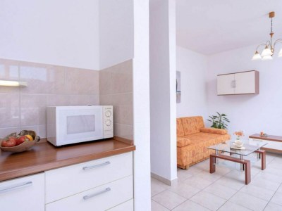 Apartment One Bedroom Luxury Apartment with Balcony and Sea View 1 - Features photo 9