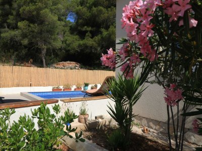 Holiday house Four Bedroom Holiday Home with Pool - Outdoor photo 7