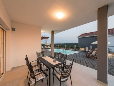 Villa Deluxe Four Bedroom Villa with Sea View and Private Pool (Villa 5) - Outdoor photo 11