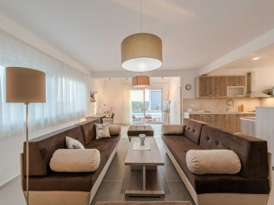 Villa Deluxe Four Bedroom Villa with Sea View and Private Pool (Villa 5) - Features photo 19