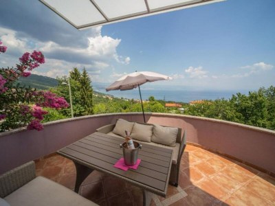 Apartment Three bedroom apartment with balcony - Outdoor photo 2