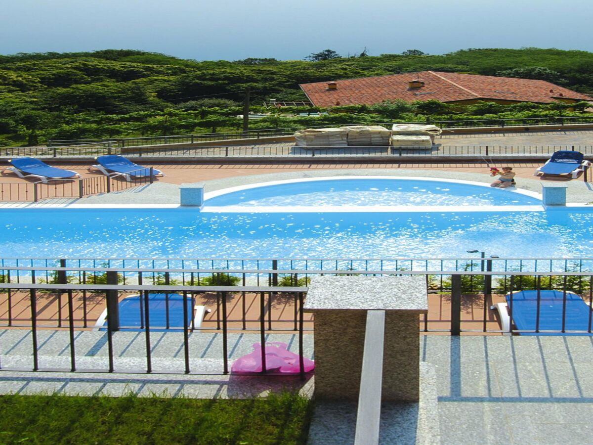 Holiday park Apartment Residence Il Vigneto Due in Oggebbio - Outdoor photo 4