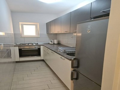 Apartment Apartment in the coastal town of Grebastica - Features photo 12