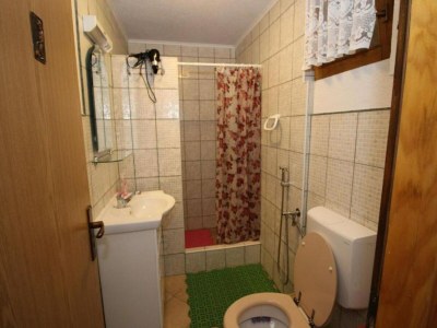 Holiday house Four bedroom house with river view - Features photo 32