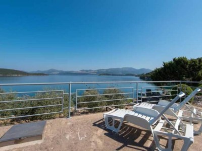 Apartment Spacious and Cozy Seafront Apartments - Two Bedroom Apartment  with Terrace and Sea View - Outdoor photo 14