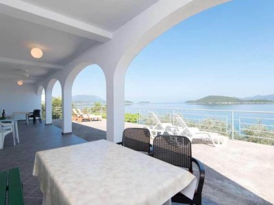 Apartment One Bedroom Apartment with Terrace and Sea View - Outdoor photo 8