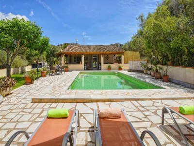Holiday house Finca auf Mallorca mit Pool und Aussicht in Majorca East - Holiday house