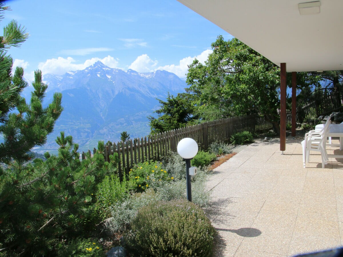 Chalet Eanta SUNNY & MOUNTAIN chalet 10 pers - Outdoor photo 5