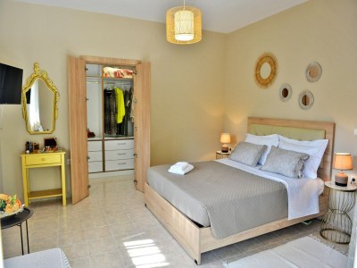 Villa Elegant Villa with Pool & Garden in Eleousis. - Features photo 9