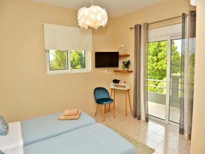 Villa Elegant Villa with Pool & Garden in Eleousis. - Features photo 16