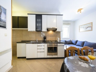 Apartment Apartment Tija - Two Bedroom Apartment with Balcony and Partial Sea View(A4+2) - Features photo 13