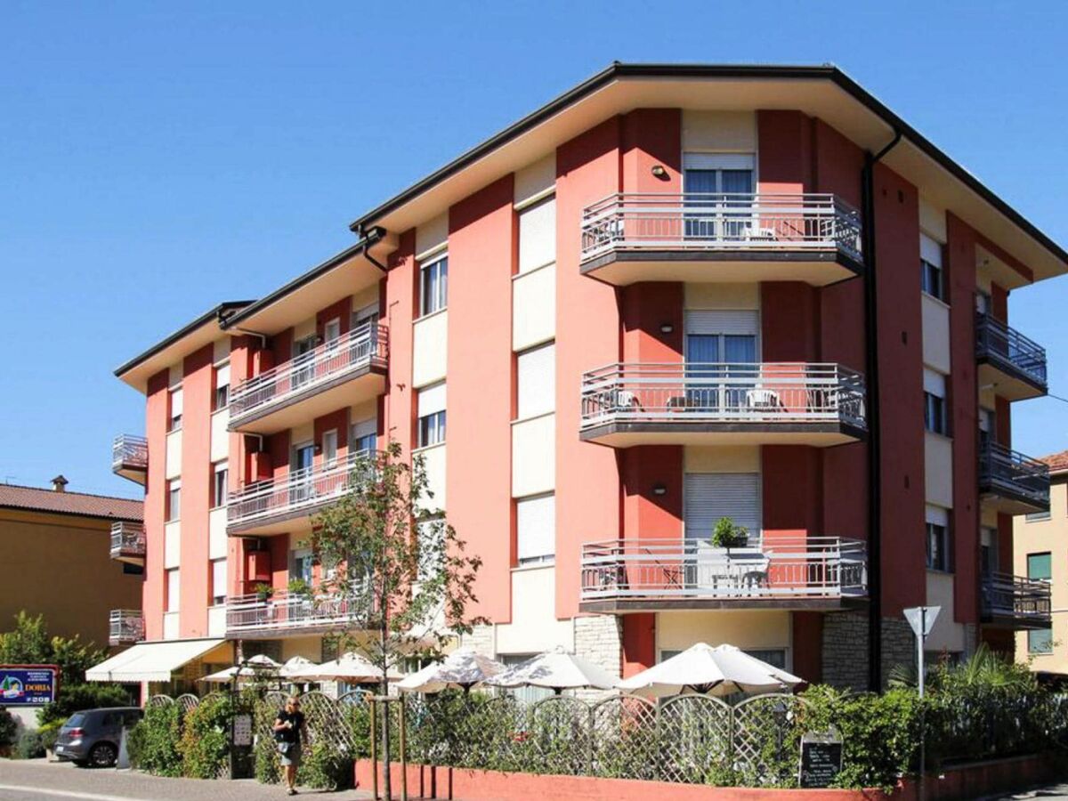 Holiday park Apartment in Garda near Shopping