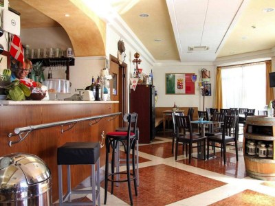 Holiday park Apartment in Garda near Shopping - Features photo 10