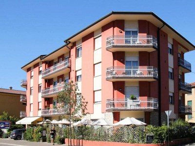 Holiday park Residence Doria in Garda am Gardasee - Outdoor photo 2