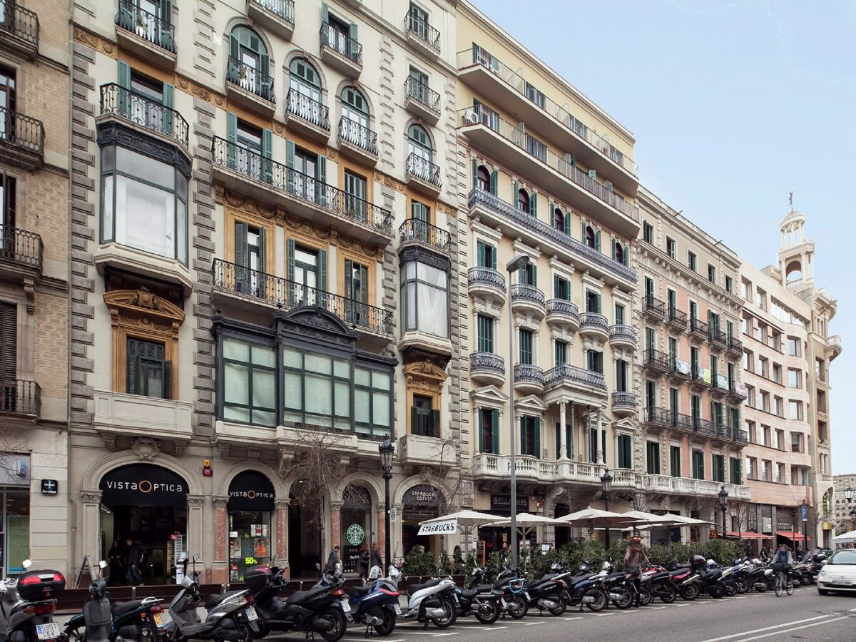 Apartment Belvilla by OYO Catalunya Palace Apartment - Outdoor photo 2