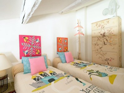 Apartment Heated Pool Apartment in Uzes - Features photo 18