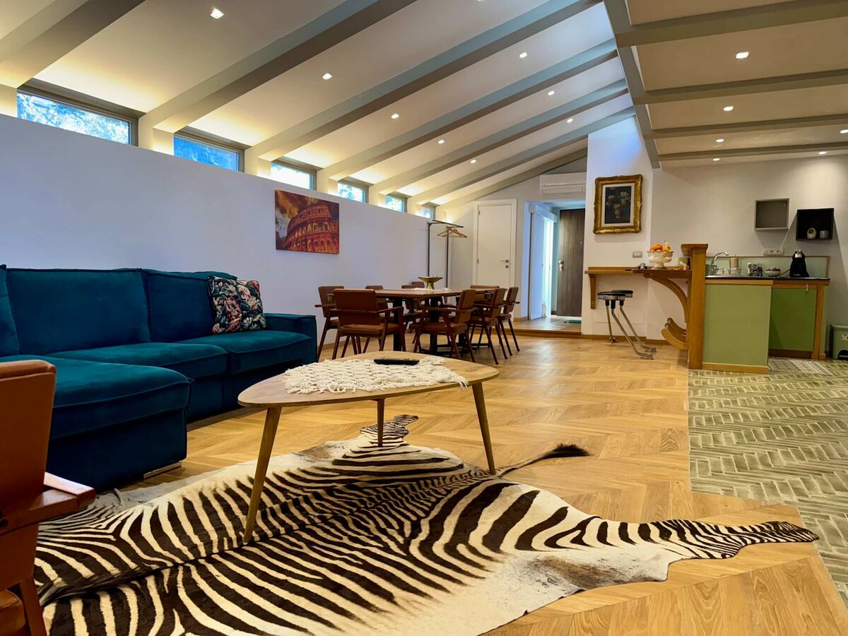Apartment Spacious Rome Loft in Aventine Area