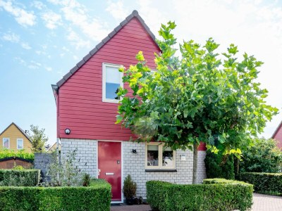 Holiday park Schönes Ferienhaus mit Sprudelbad in Wemeldinge - Holiday park