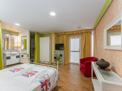 Apartment Wohnung mit Gemeinschaftspool und Garten - Features photo 17