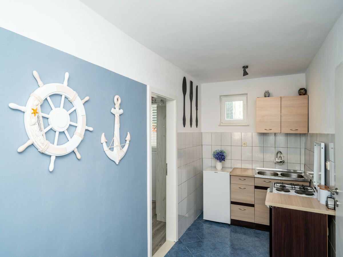 Apartment Apartment & Rooms Alan - Double Room with Shared Bathroom 1 - Features photo 2