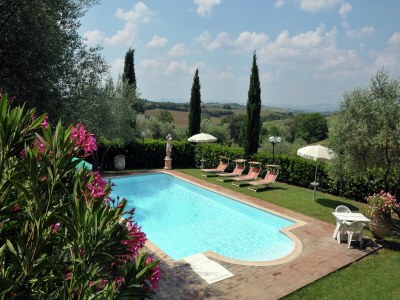 Holiday house Villa rustica circondata da campi di girasoli - Outdoor photo 2