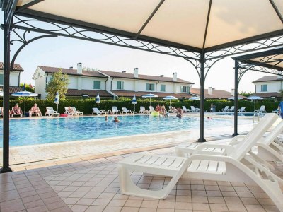 Holiday park Terraced House Bibione near Sandy Beach - Outdoor photo 6
