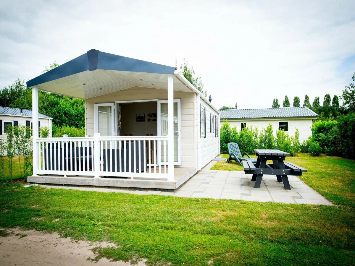 Holiday park Chalet near Loonse and Drunense Dunes