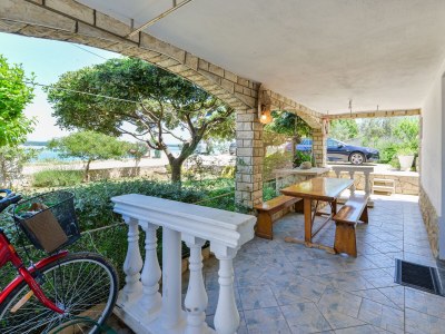 Apartment Two bedroom apartment near beach Tkon, Pašman A-336-a in Tkon - Apartment