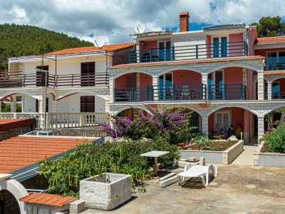 Apartment Two bedroom apartment near beach Prižba, Korčula A-175-d - Outdoor photo 6